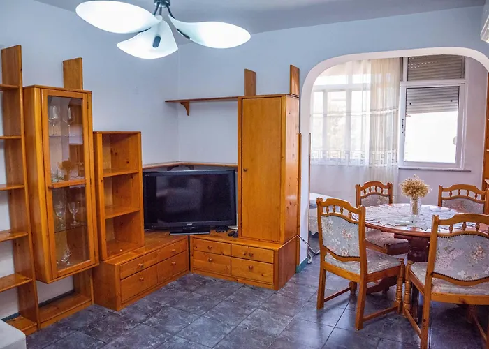 Old Bazaar Daire Tiran